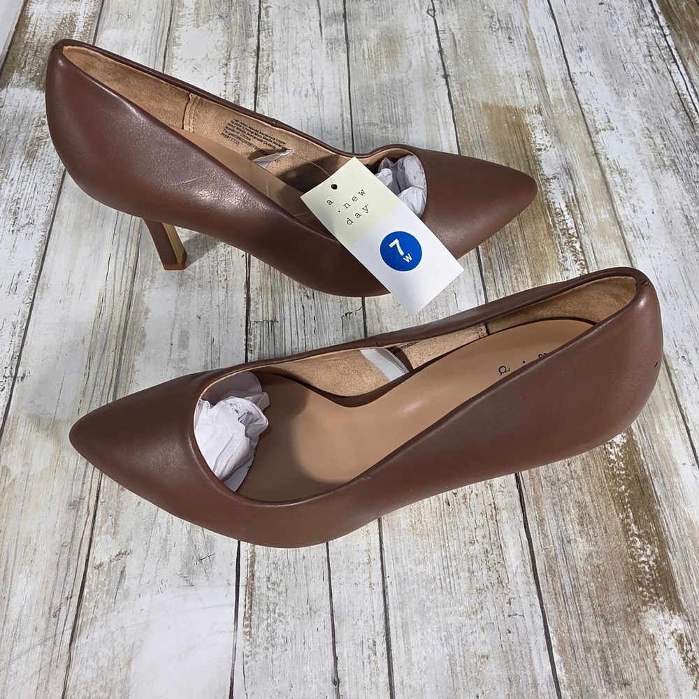 A New Day Brown Pointed Toe Stiletto Heel Pumps Womens Size 7W NEW - Picture 4 of 10
